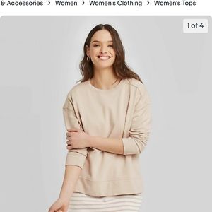 Universal Thread Crewneck